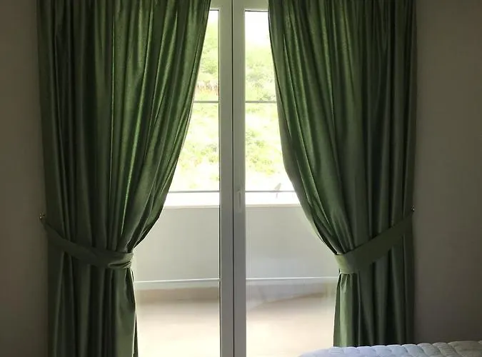Jurgen 4* Tirana